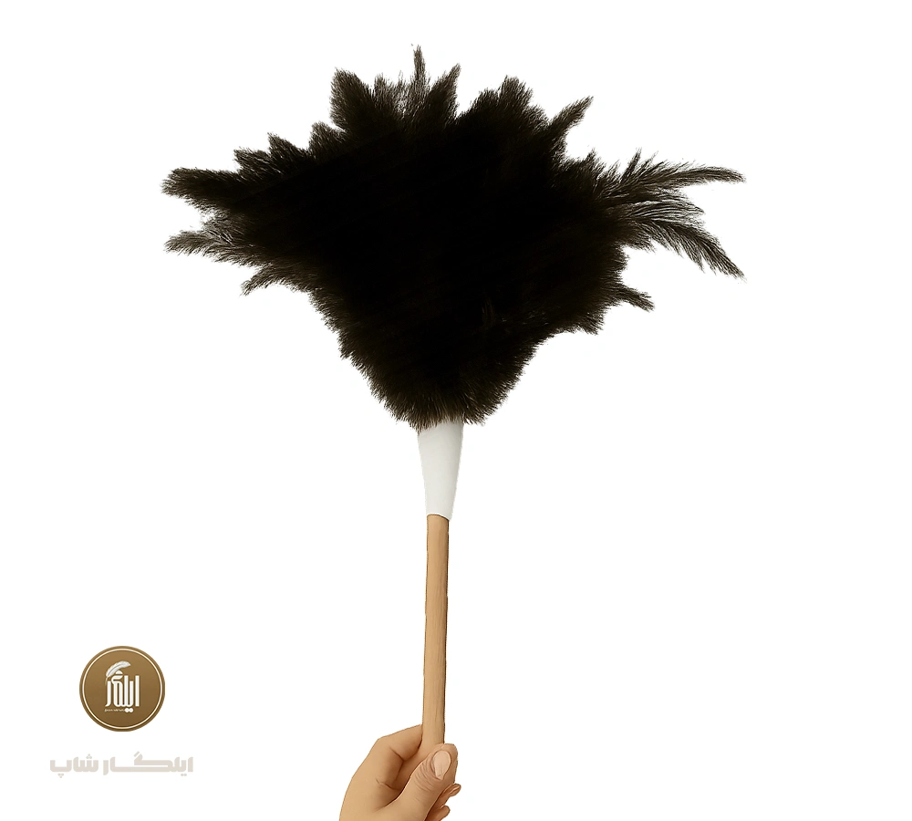 گردگیر با پر سر سوزنی شترمرغ با دسته چوبی مدل D121